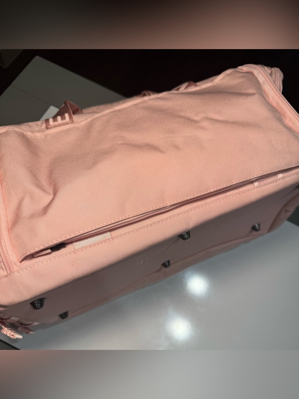 Wolfpak 30L Pink Perfect Duffle Dream Bag - Picture 8 of 16